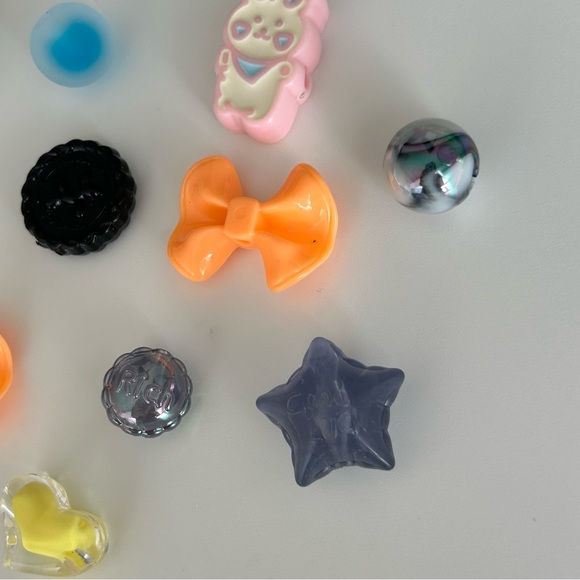 Assorted Fun Beads for Crafts - 11 pieces - Picture 9 of 16